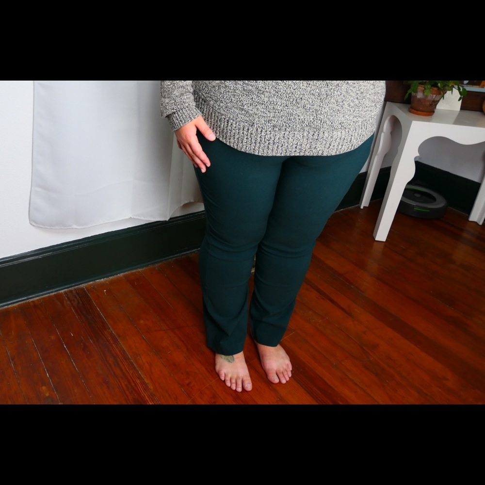 size 16 regular Westbound jade green stretch pants